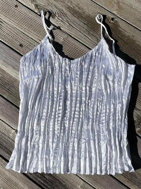 Nygard Collection white pleated camisole top